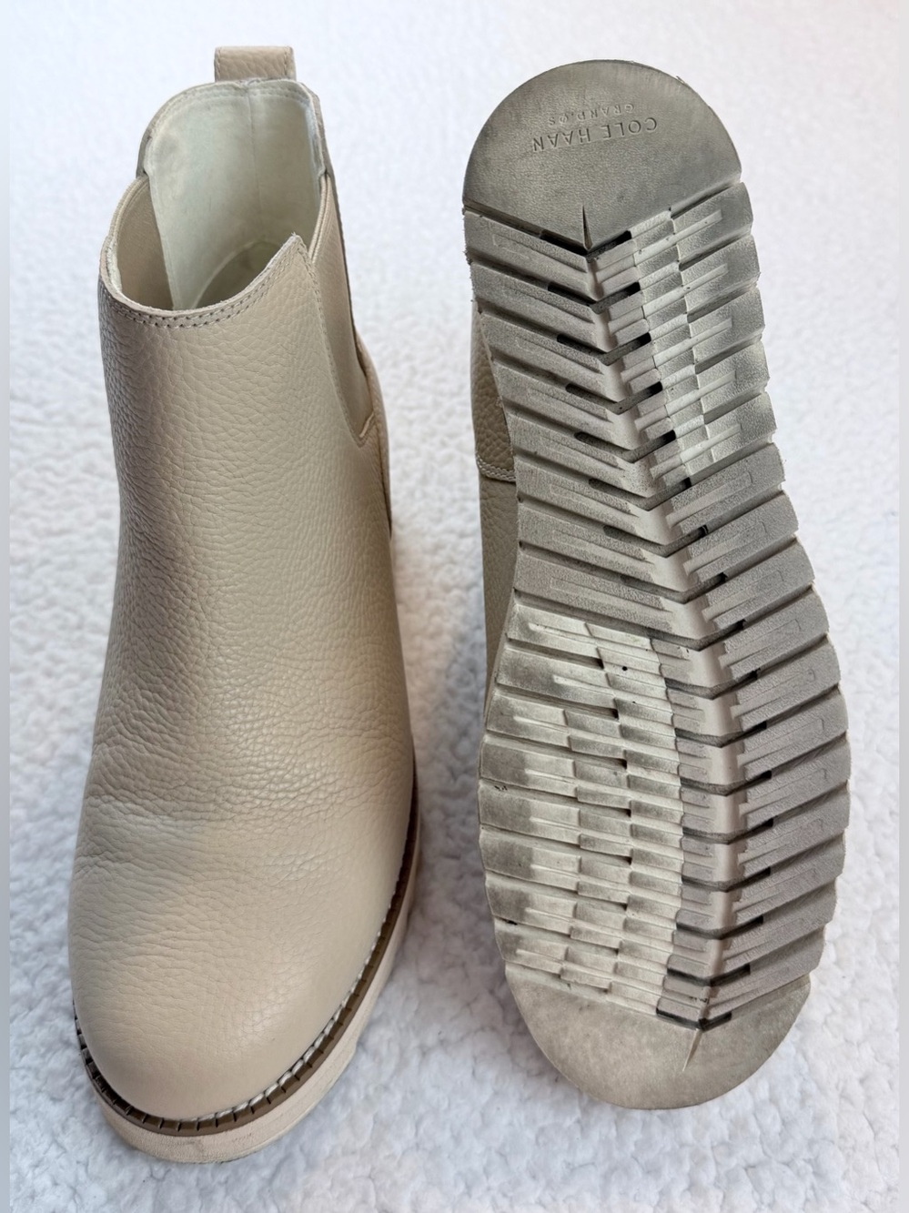 COLE HAAN • Zerogrand Beige/Cream Pebble Leather Chelsea Wedge Ankle Booties, 7 - Picture 10 of 16